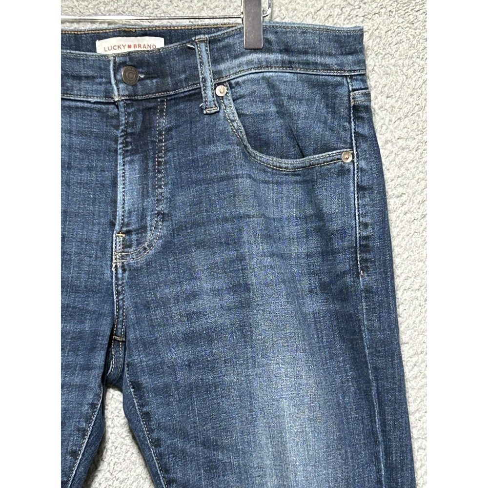 Lucky Brand 110 Slim Jeans Mens 32x30 Blue Medium Wash Excellent Stretch Denim - Picture 3 of 15